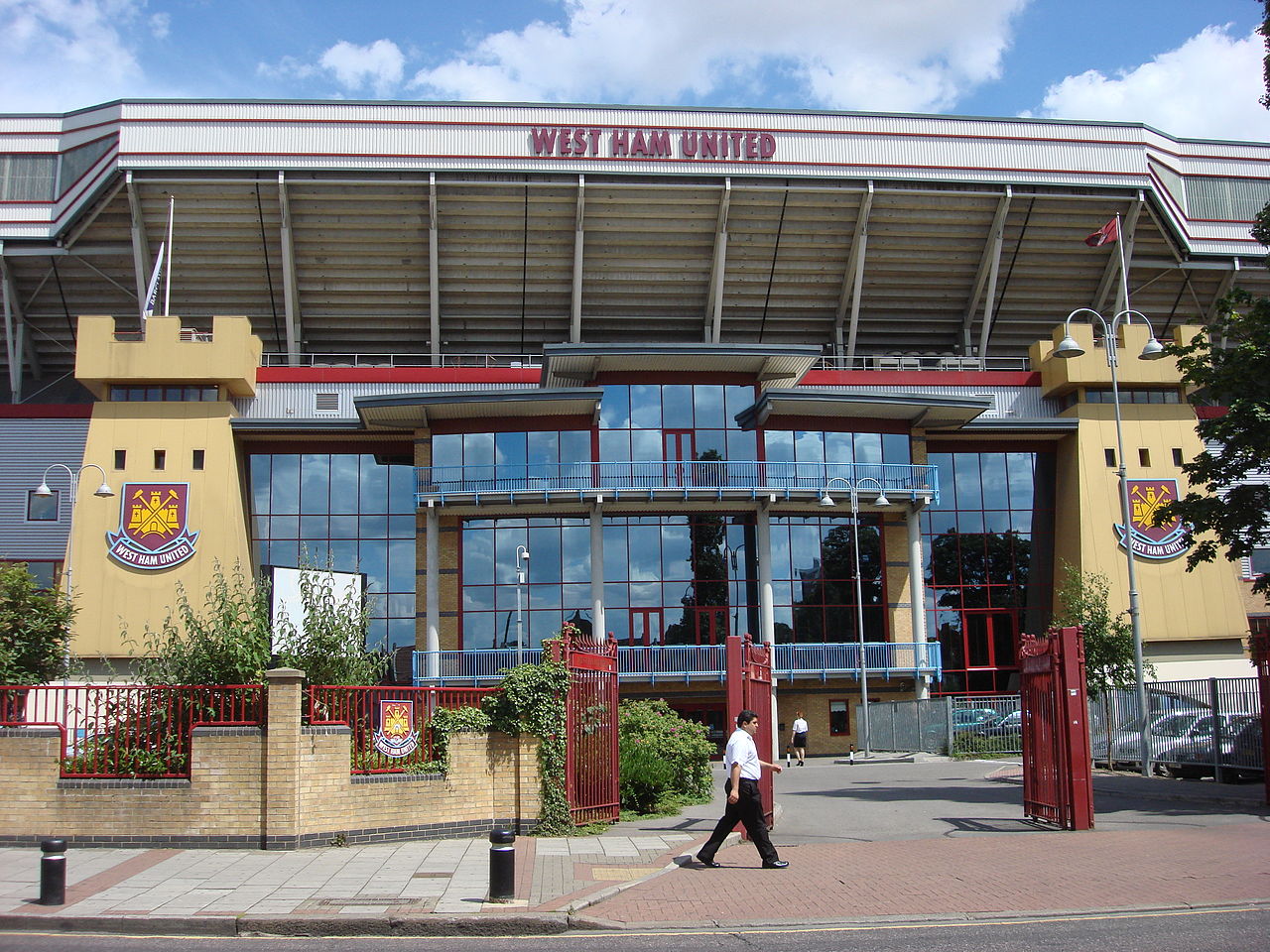 Upton Park Green Street Pen to Print Showcase